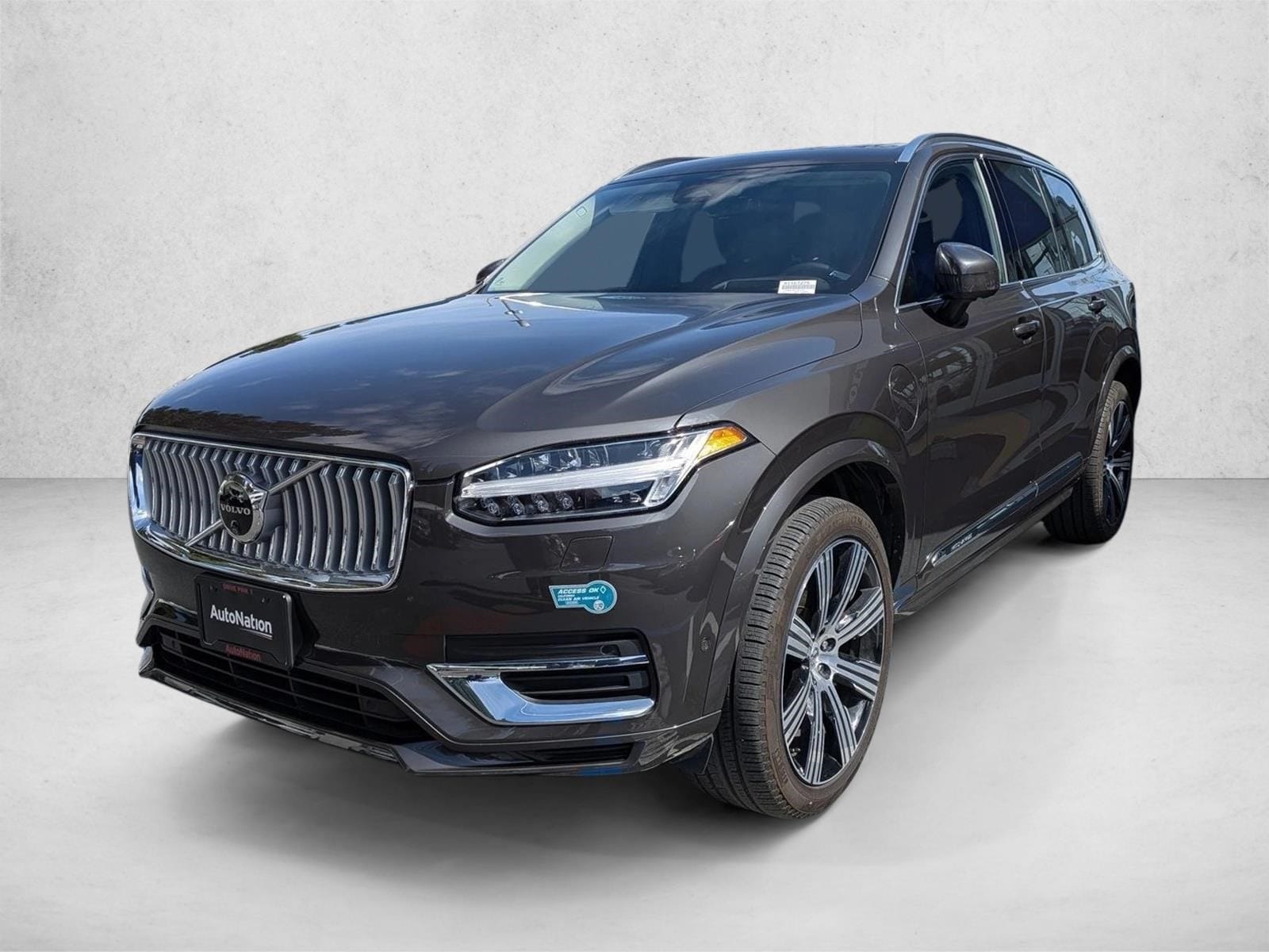 2024 Volvo XC90 T8 Recharge Ultimate 6-Seater 4WD's photo