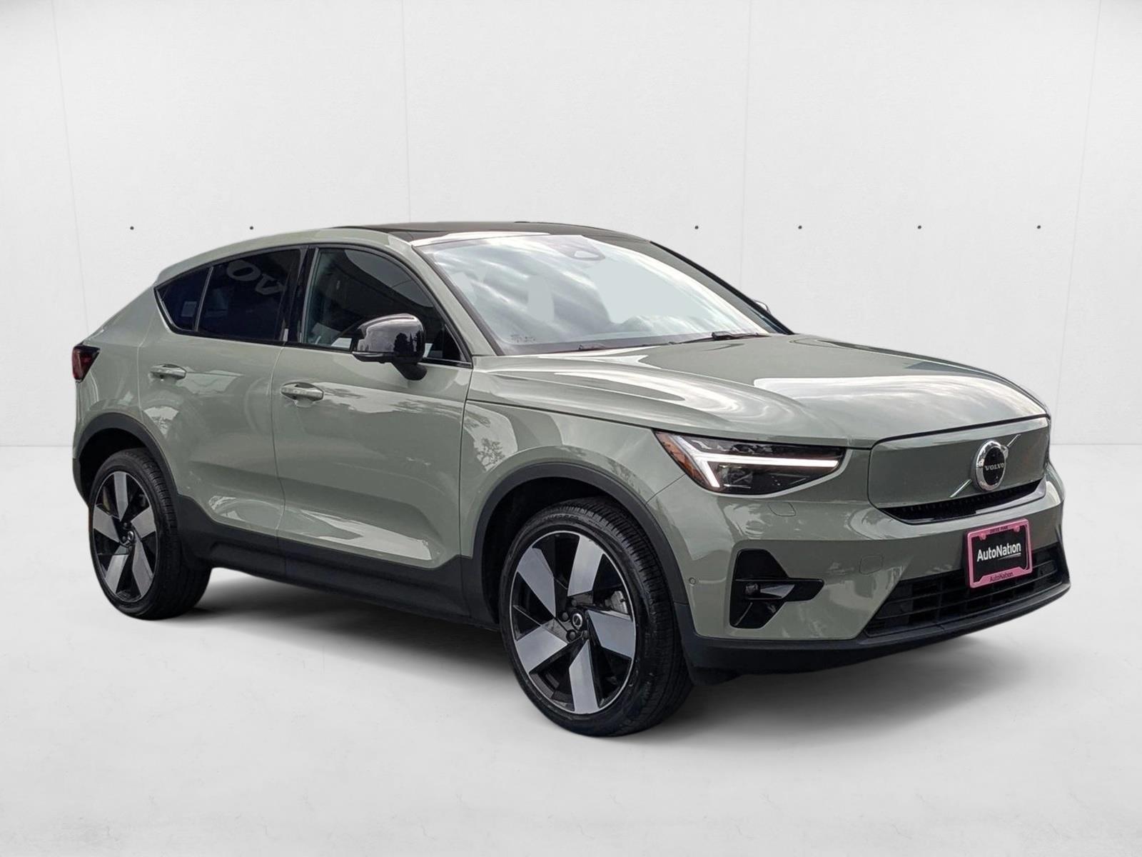 2023 Volvo C40 Recharge Ultimate photo 3