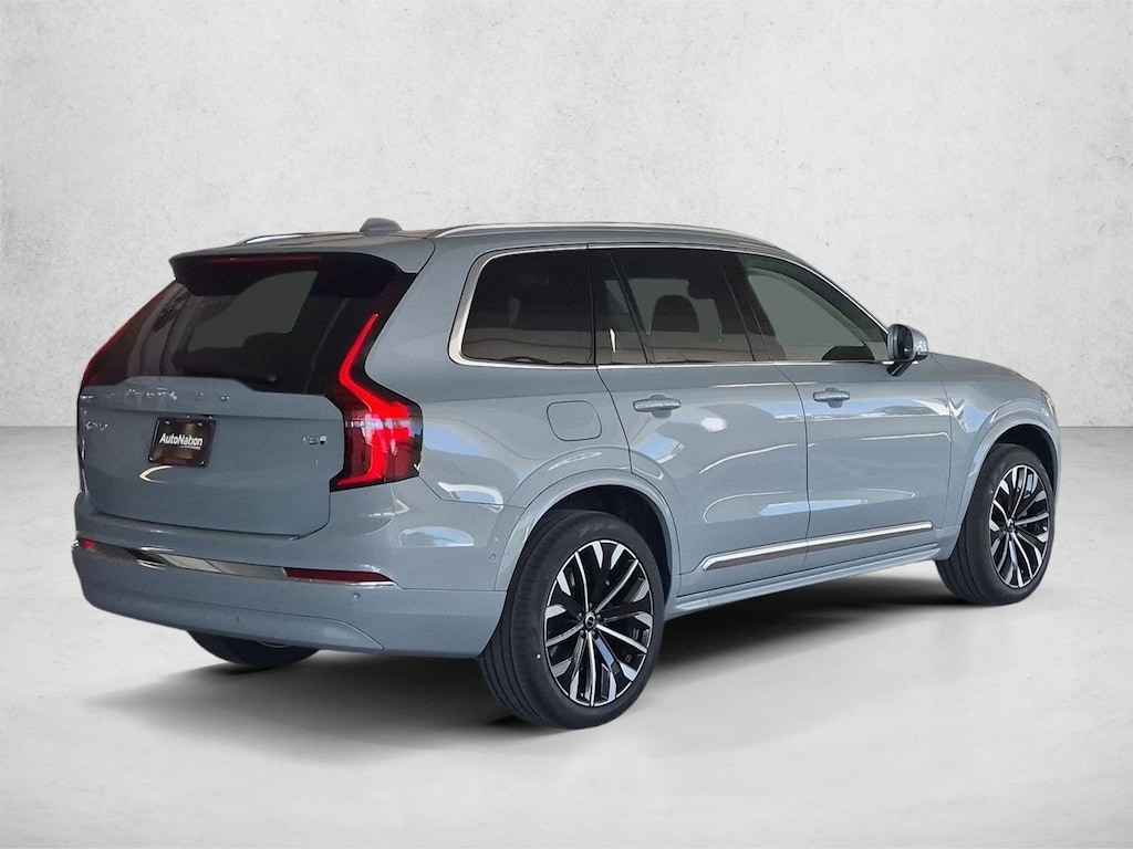 New 2026 Volvo XC90 plug-in hybrid Ultra SUV