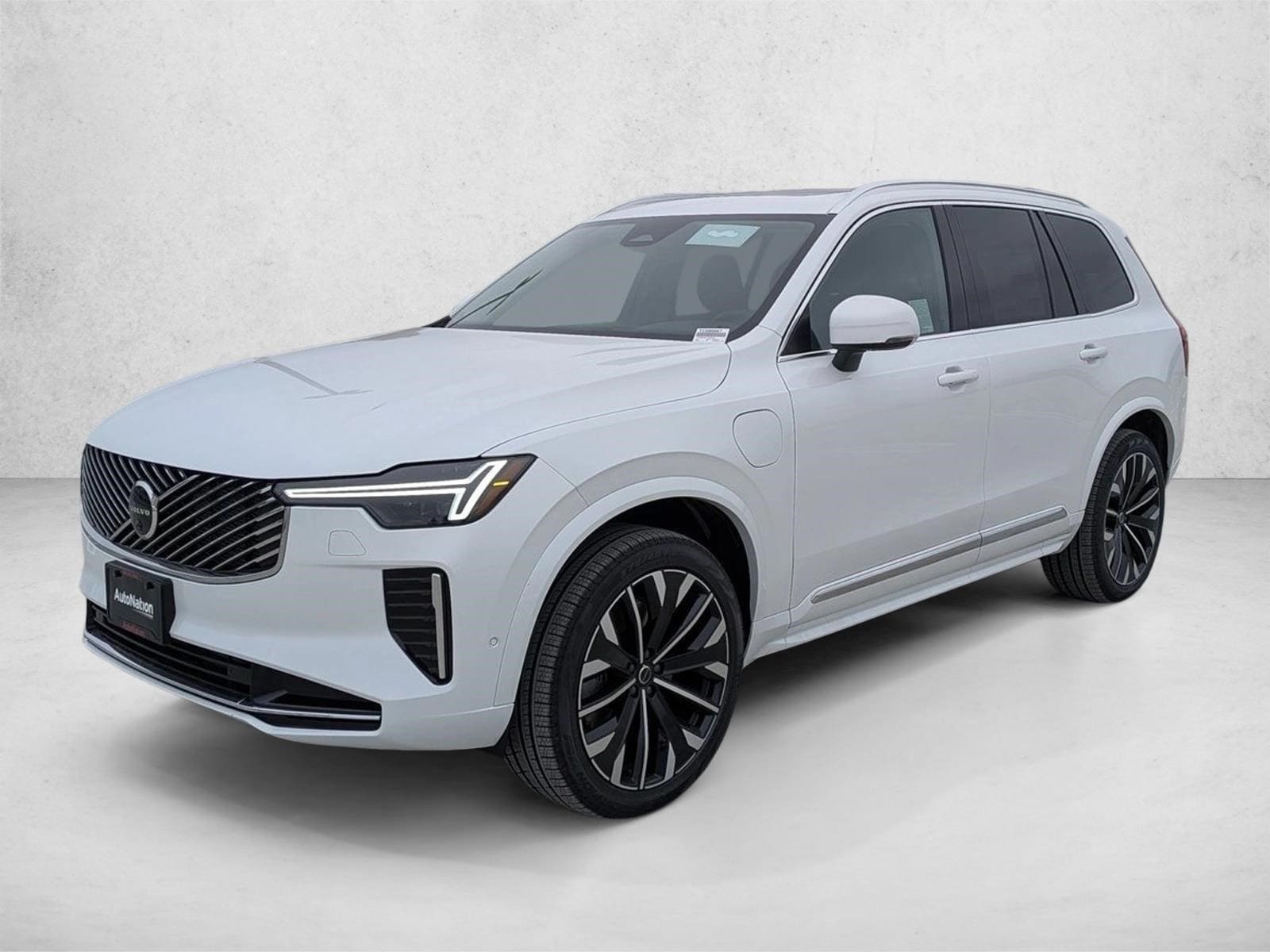 2026 Volvo XC90 T8 Recharge Plus Bright 6-Seater 4WD's photo