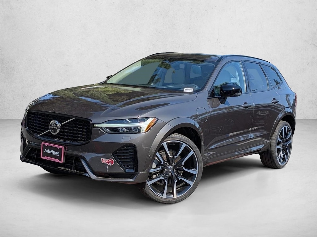 Used 2024 Volvo XC60 plug-in hybrid T8 Ultimate Dark SUV