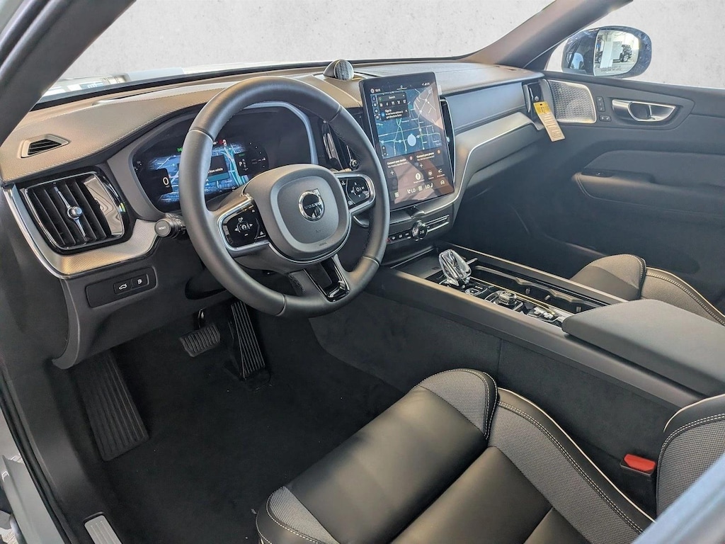 New 2026 Volvo XC60 plug-in hybrid Polestar Engineered SUV