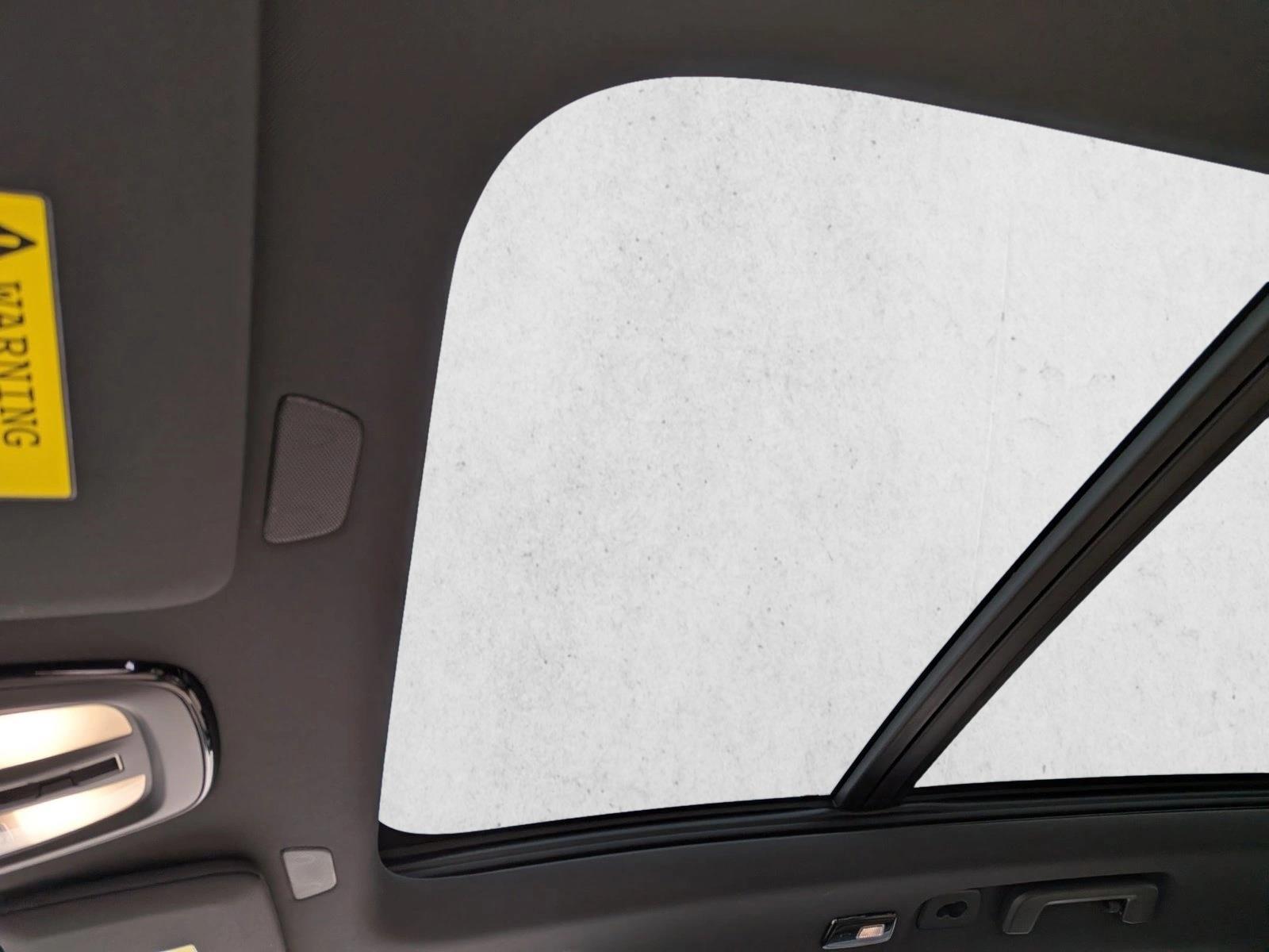 2026 Volvo XC90 plug-in hybrid Plus photo 5