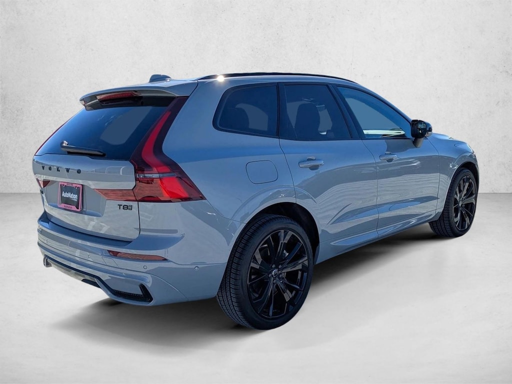 New 2026 Volvo XC60 plug-in hybrid Ultra Black Edition SUV