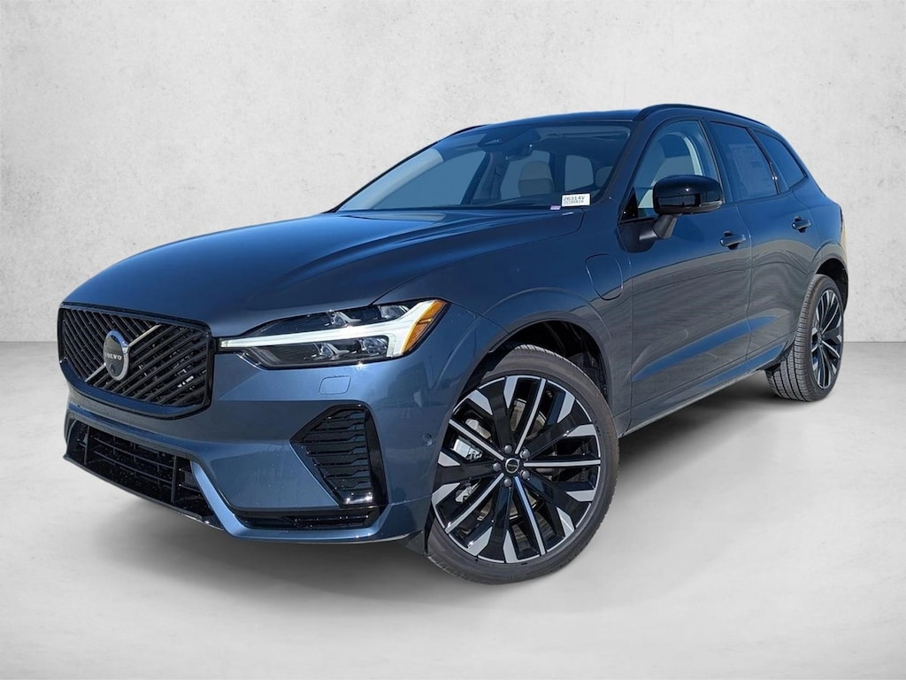 New 2026 Volvo XC60 plug-in hybrid Ultra SUV