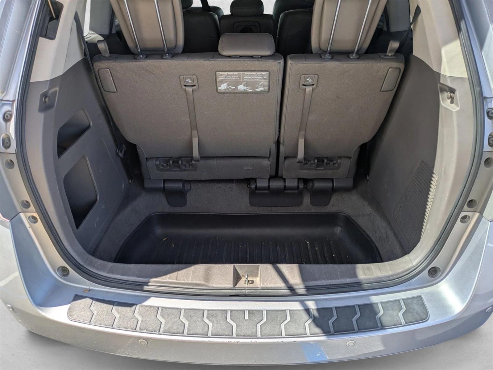 2016 Honda Odyssey Touring photo 5