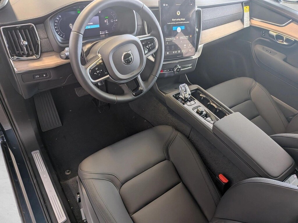 New 2026 Volvo XC90 plug-in hybrid Plus SUV