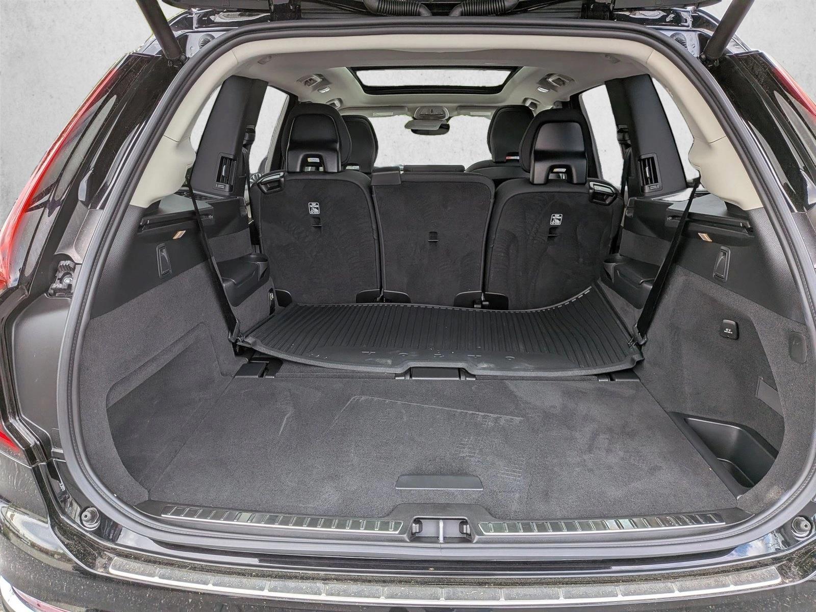 2026 Volvo XC90 B5 Plus 7-Seater photo 5