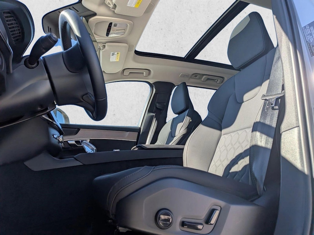 New 2026 Volvo XC90 plug-in hybrid Plus SUV