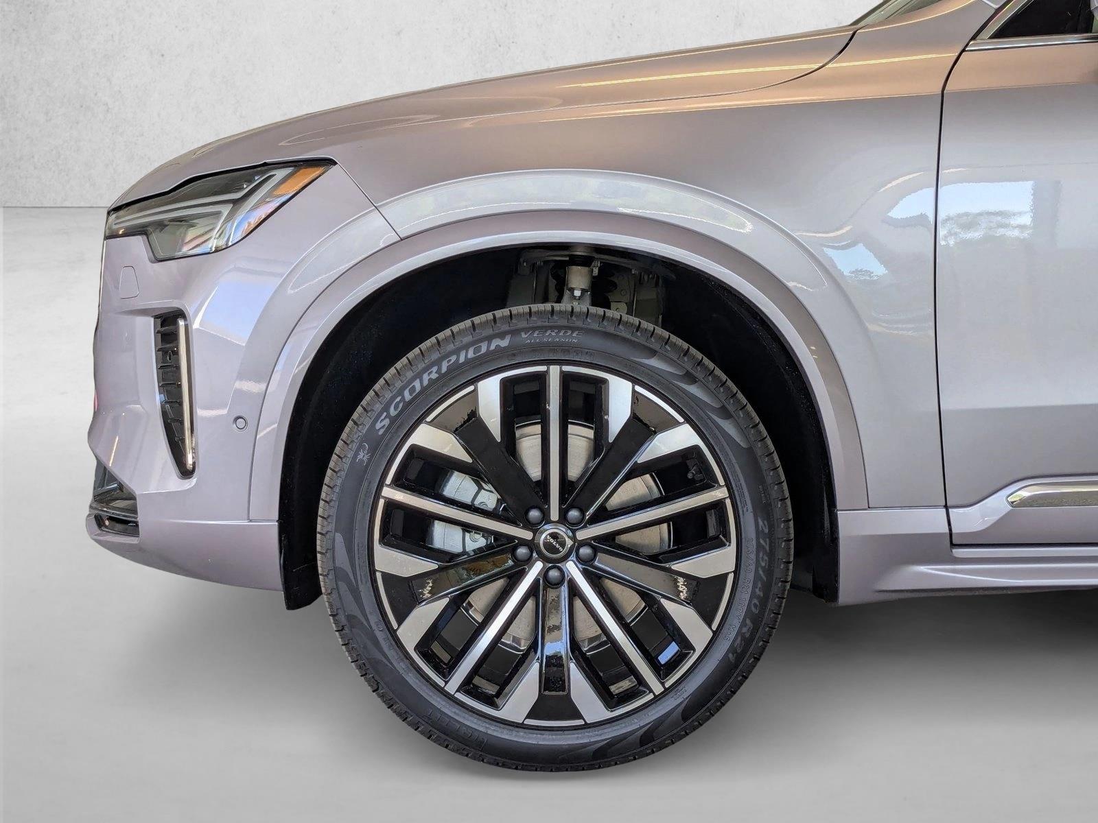 2026 Volvo XC90 Plus - Photo 26