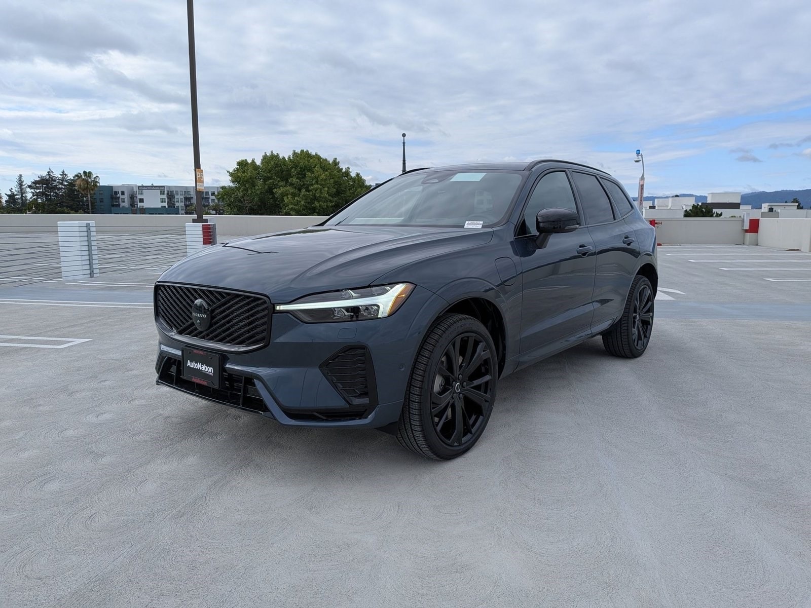 2026 Volvo XC60 T8 Ultra Black Edition Theme AWD's photo