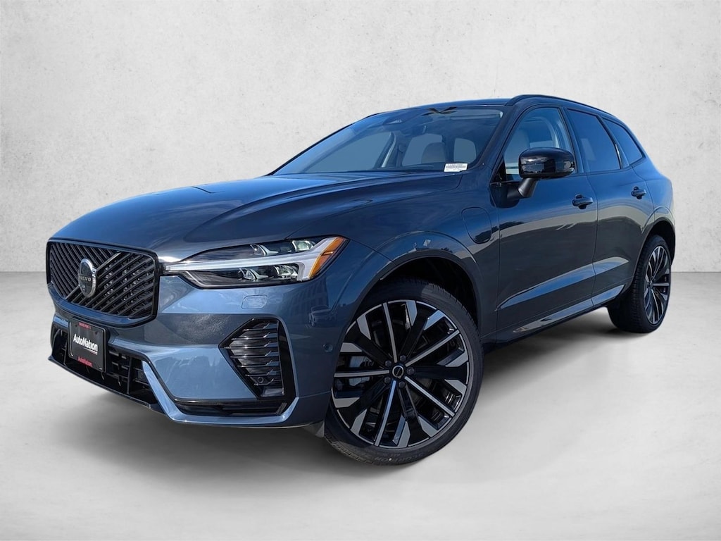 New 2026 Volvo XC60 plug-in hybrid Ultra SUV