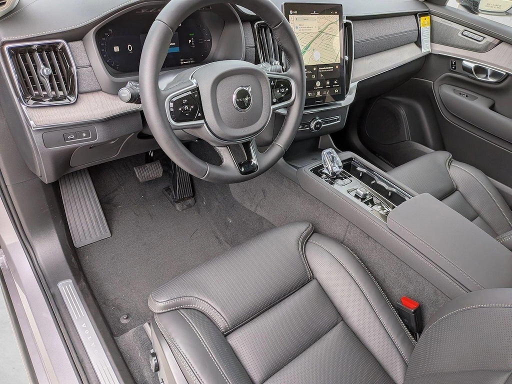New 2026 Volvo XC90 plug-in hybrid Ultra Dark Theme SUV