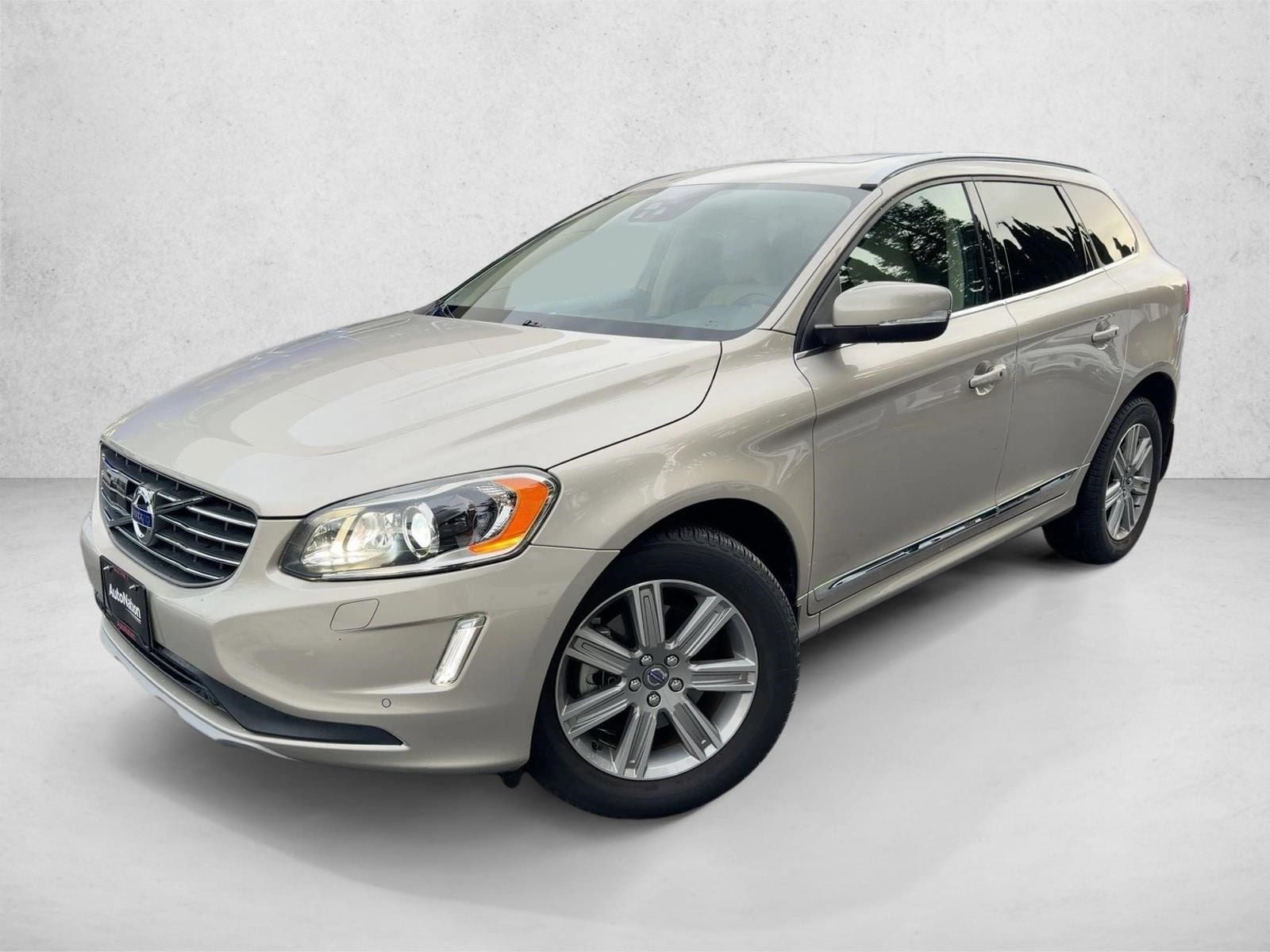 2017 Volvo XC60 T5 Inscription's photo