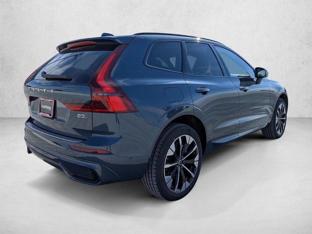 New 2026 Volvo XC60 Ultra SUV