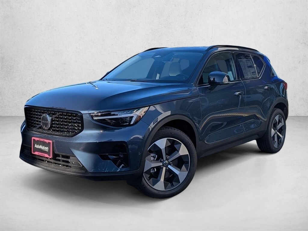 New 2026 Volvo XC40 Plus SUV