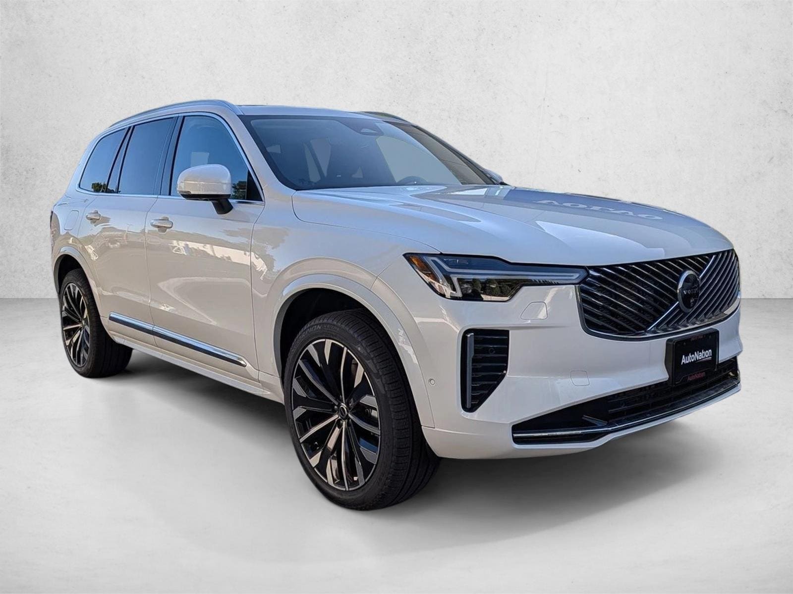 2026 Volvo XC90 Plus - Photo 6