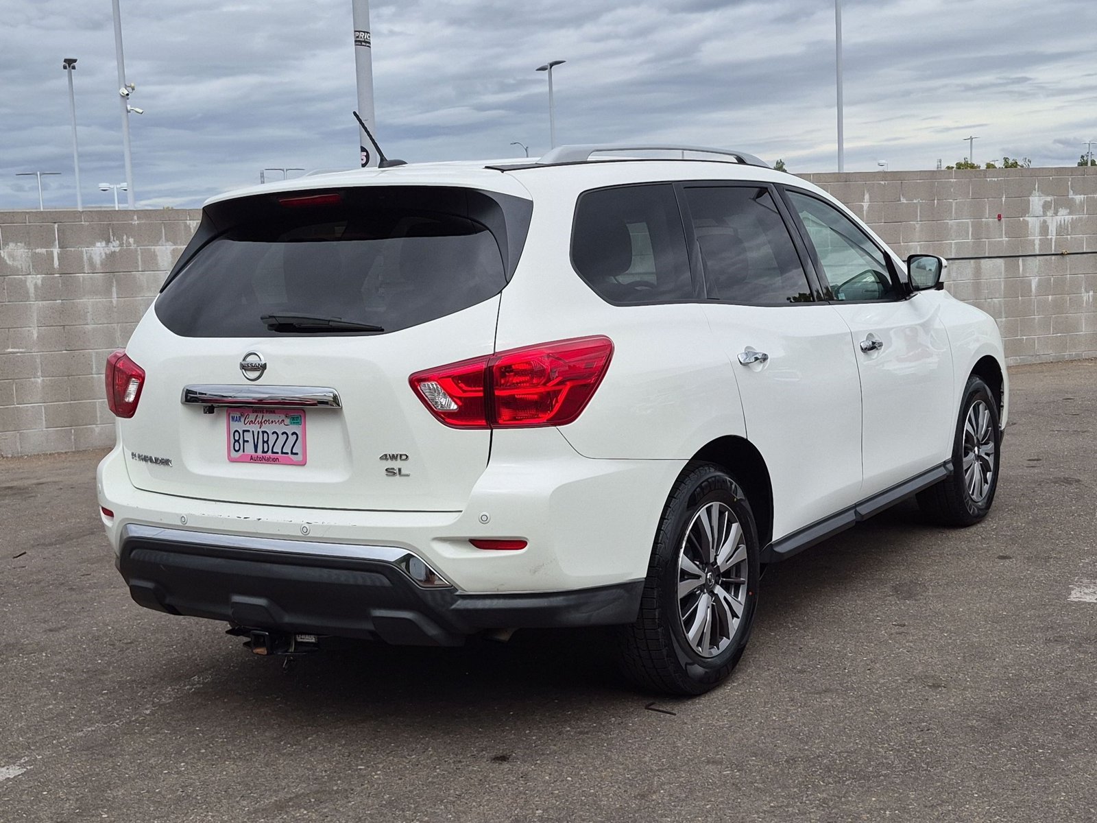 Used 2018 Nissan Pathfinder SL SUV