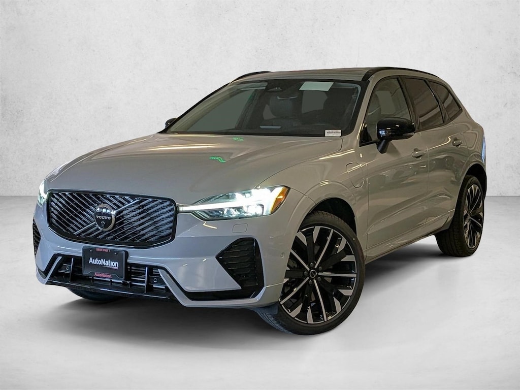 New 2026 Volvo XC60 plug-in hybrid Ultra SUV