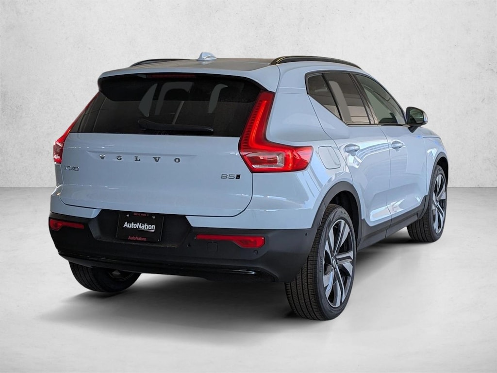 New 2026 Volvo XC40 Plus SUV