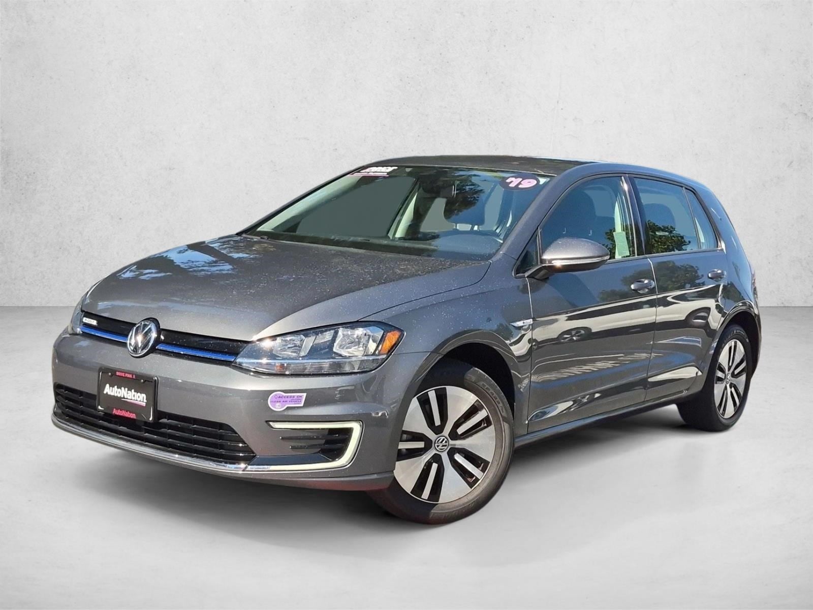 2019 Volkswagen e-Golf SE