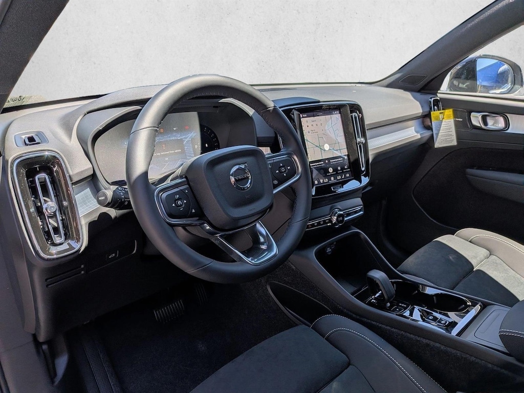 New 2026 Volvo XC40 Ultra Black Edition SUV