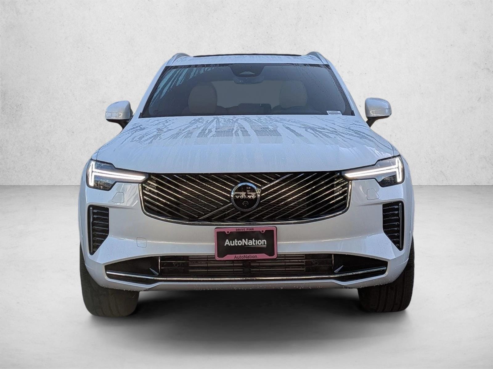 2026 Volvo XC90 plug-in hybrid Plus photo 6