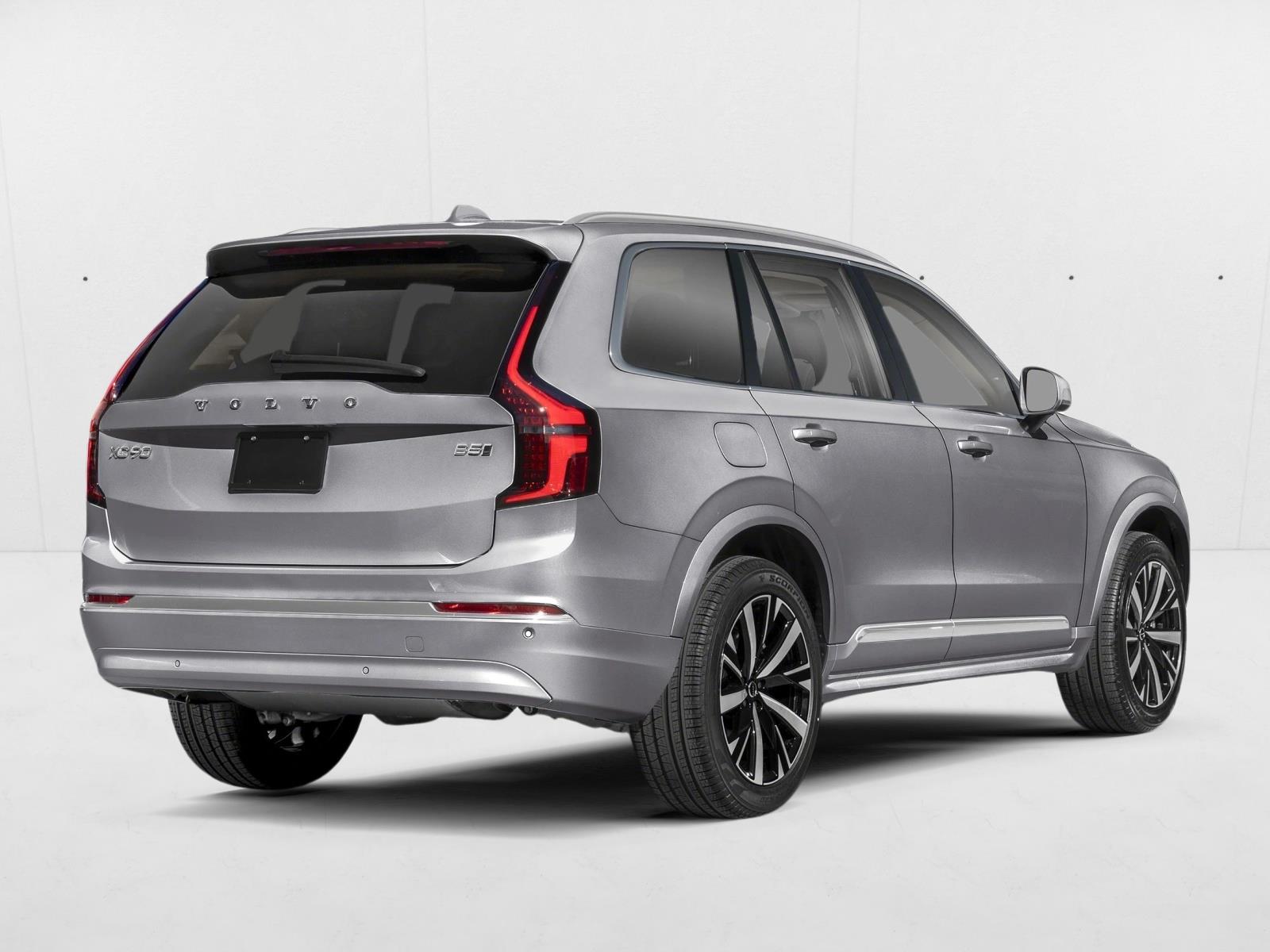 2026 Volvo XC90 Core photo 2