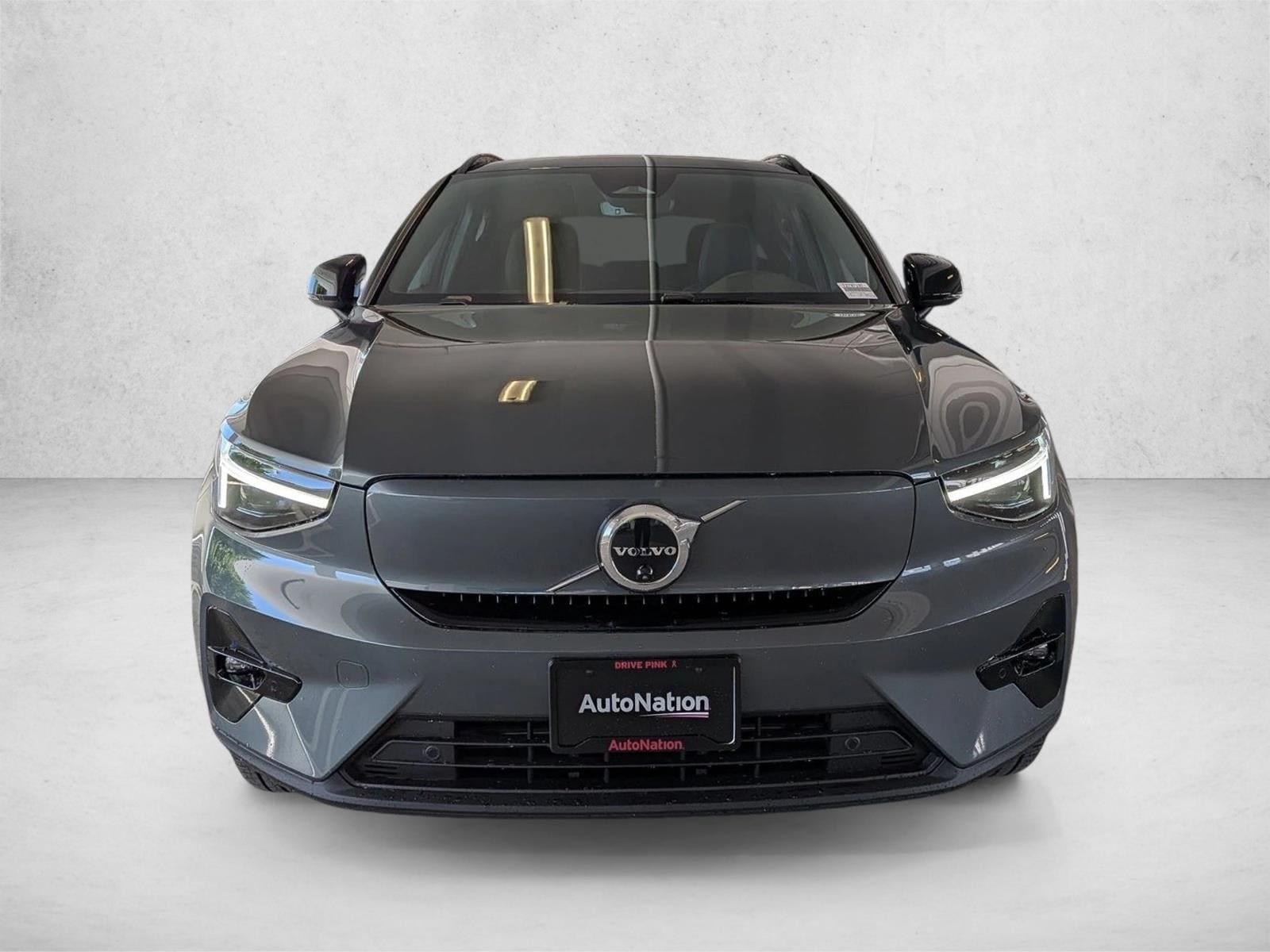 2026 Volvo EX40 Plus photo 5