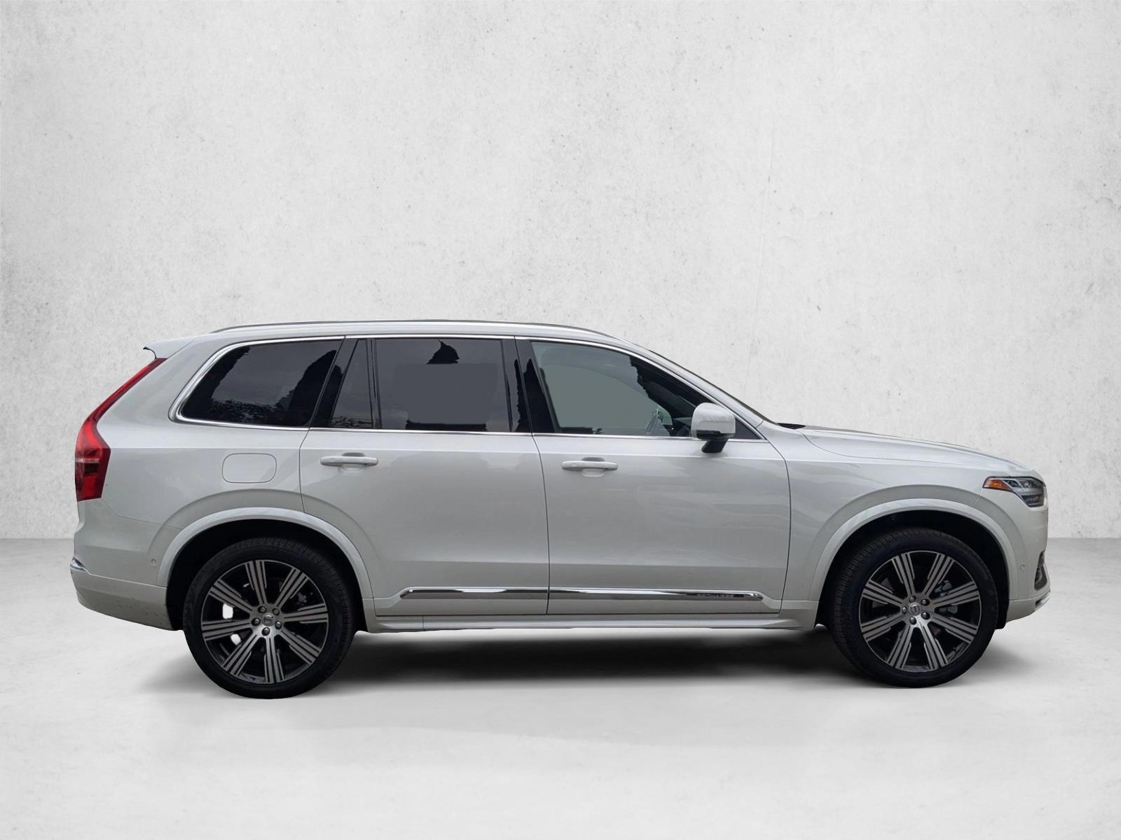 2024 Volvo XC90 Recharge T8 Ultimate photo 4
