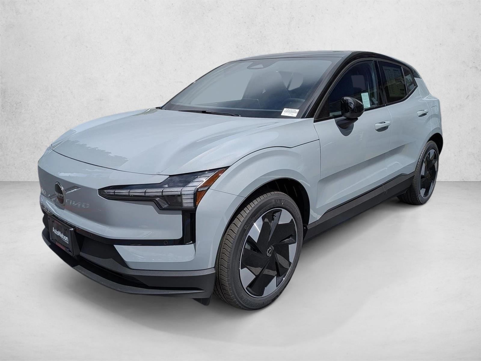 2026 Volvo EX30 Twin Motor Performance Plus's photo