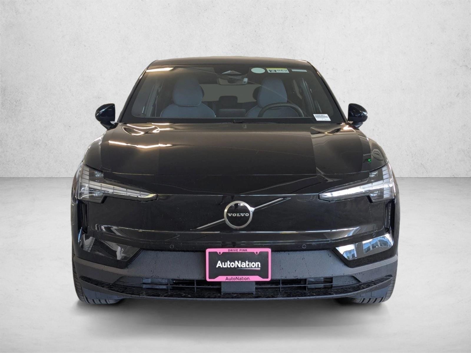 2025 Volvo EX30 Plus photo 6