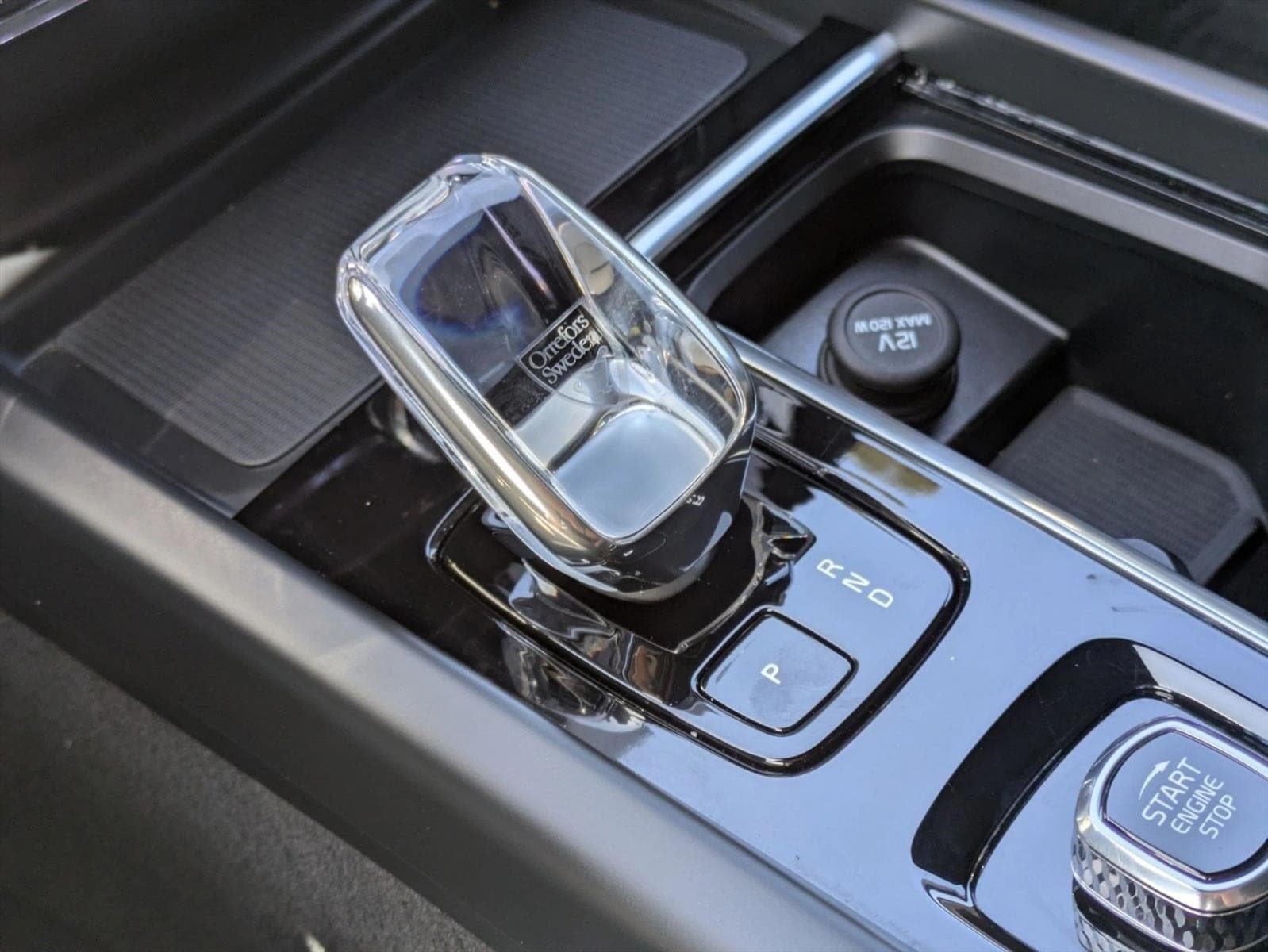 2026 Volvo XC60 Plus - Photo 12