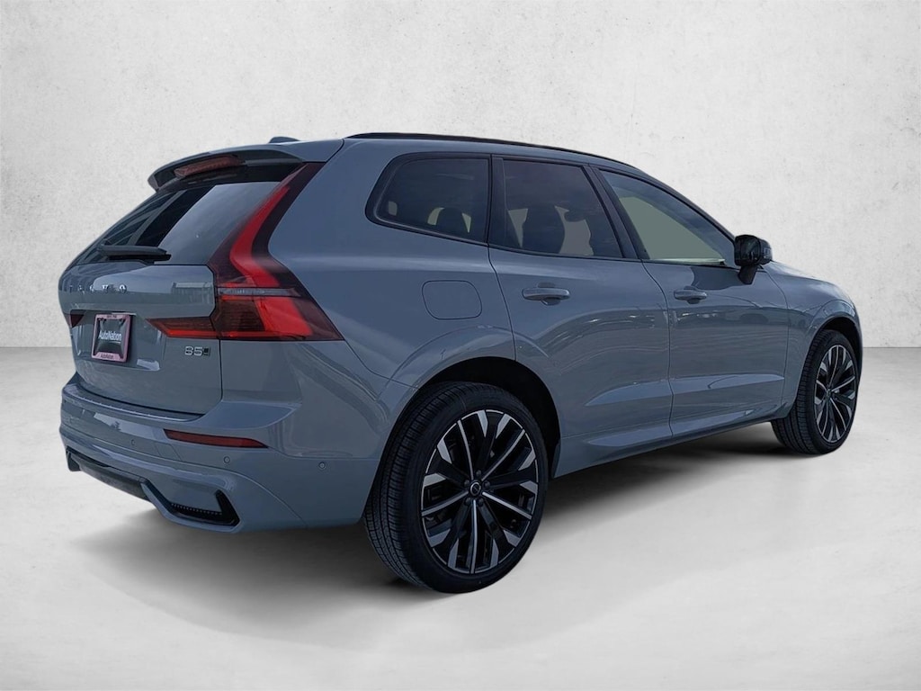 New 2026 Volvo XC60 Ultra SUV