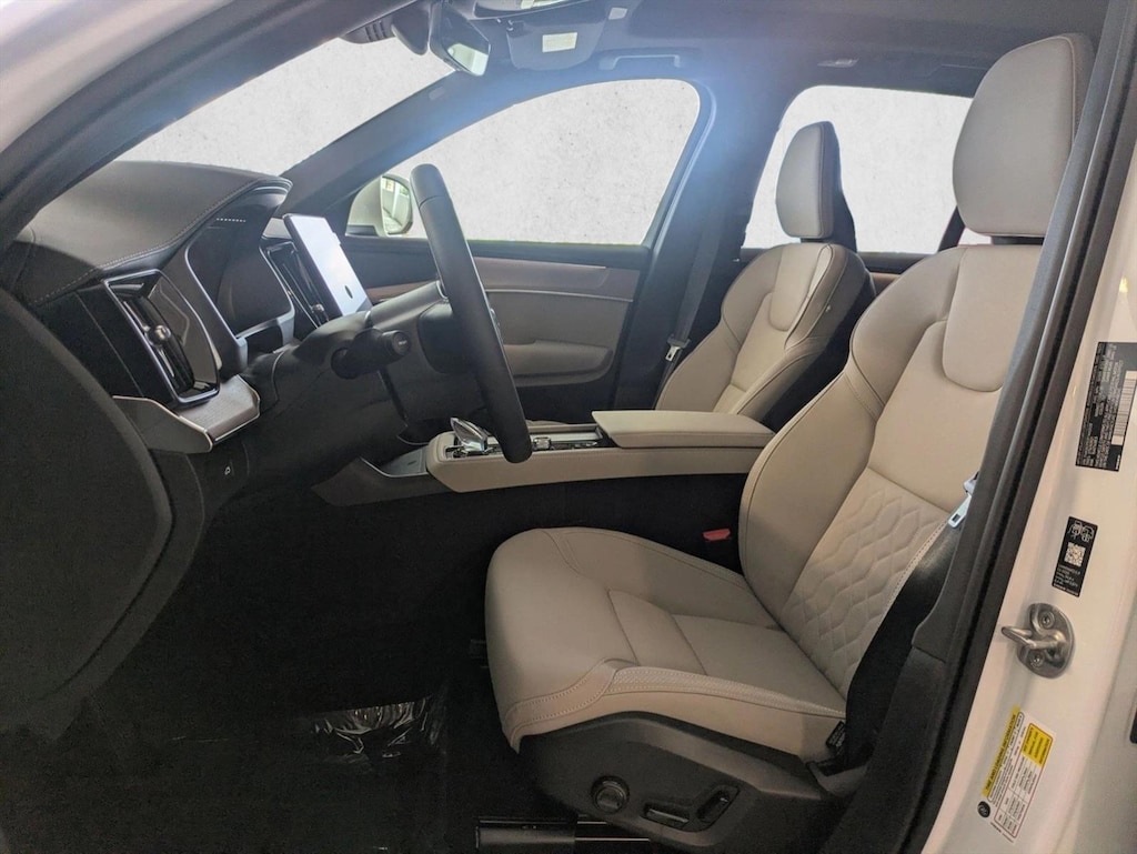 New 2026 Volvo XC90 Plus SUV