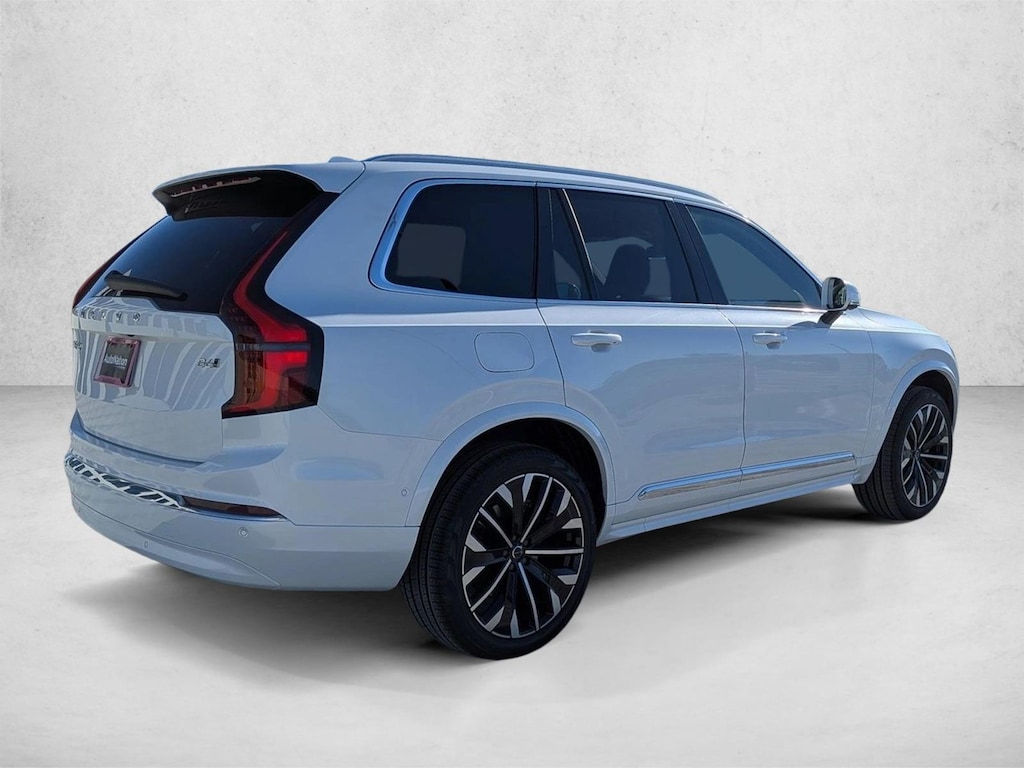 New 2026 Volvo XC90 Ultra SUV