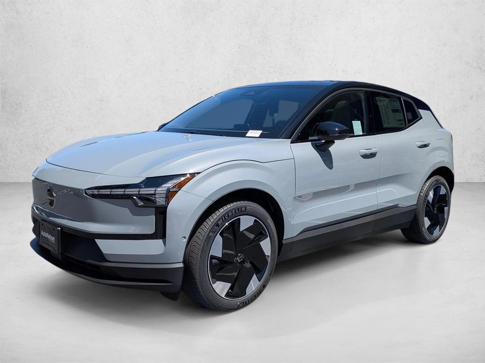 2026 Volvo EX30 Twin Motor Performance Ultra's photo