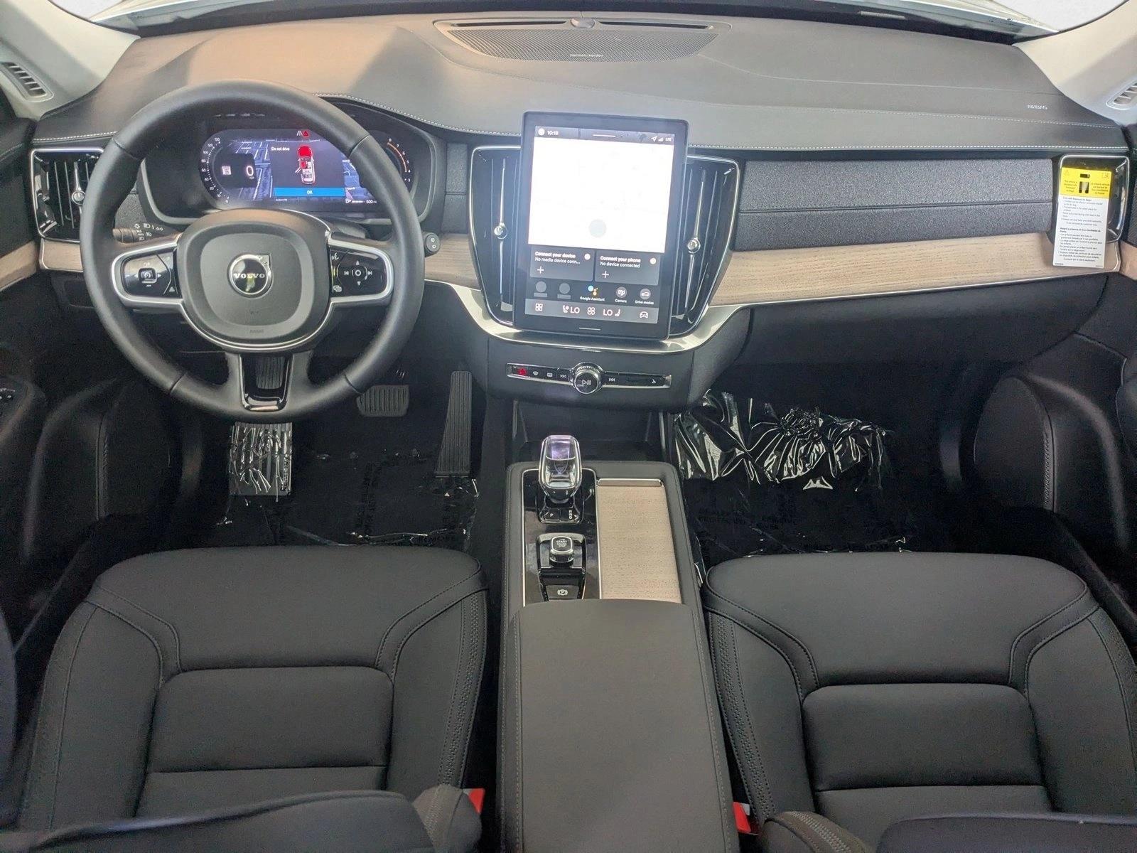 2026 Volvo XC90 Plus - Photo 15