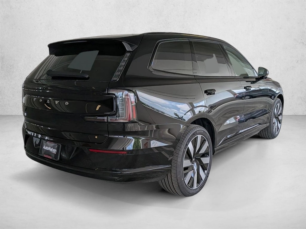 New 2026 Volvo EX90 Ultra SUV