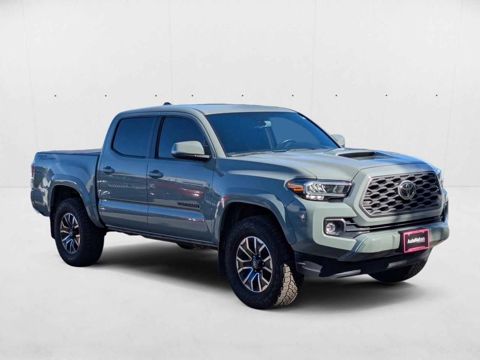 2022 Toyota Tacoma TRD Sport V6 photo 3