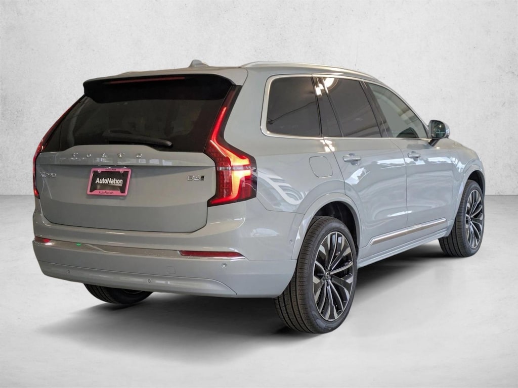 New 2026 Volvo XC90 Ultra SUV