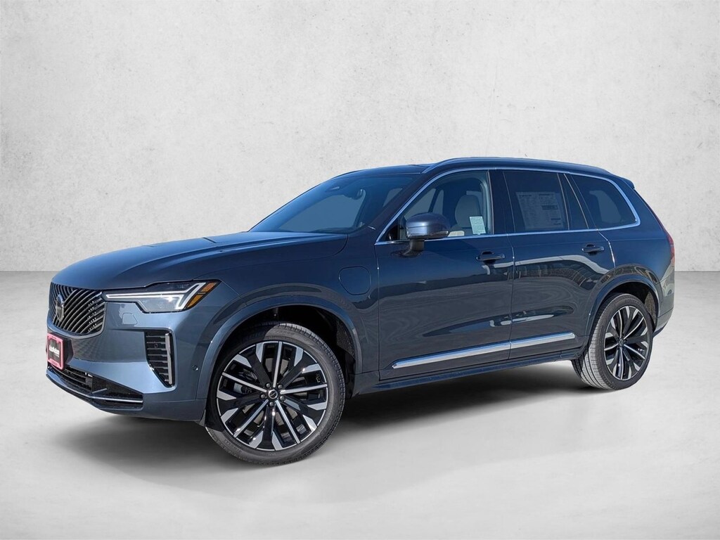 New 2026 Volvo XC90 plug-in hybrid Ultra SUV