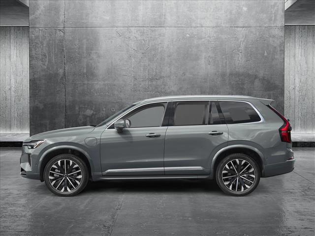 2026 Volvo XC90 Plus photo 3