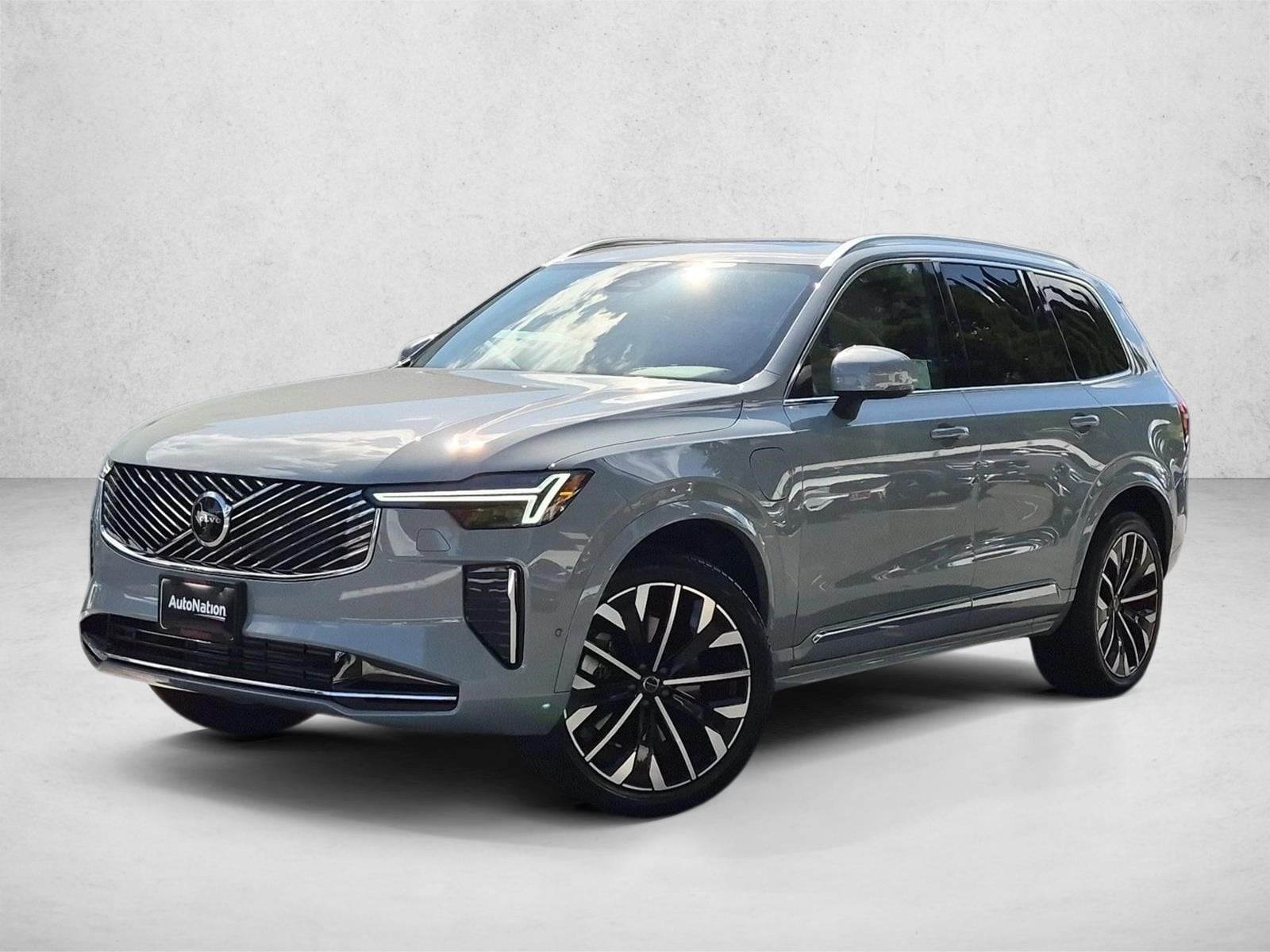 2026 Volvo XC90 Plug-In Hybrid