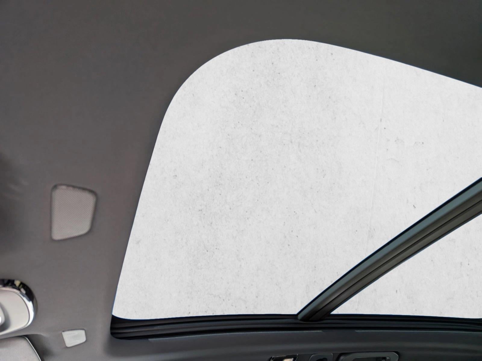 2026 Volvo XC60 Plus photo 5