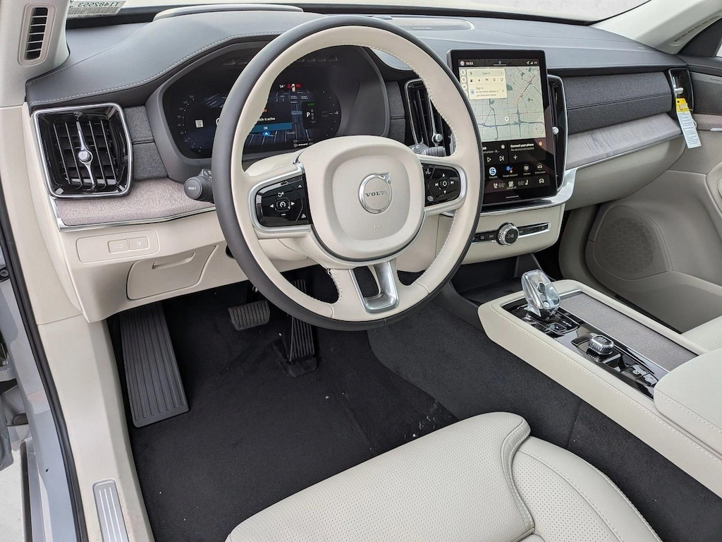 New 2026 Volvo XC90 plug-in hybrid Ultra SUV