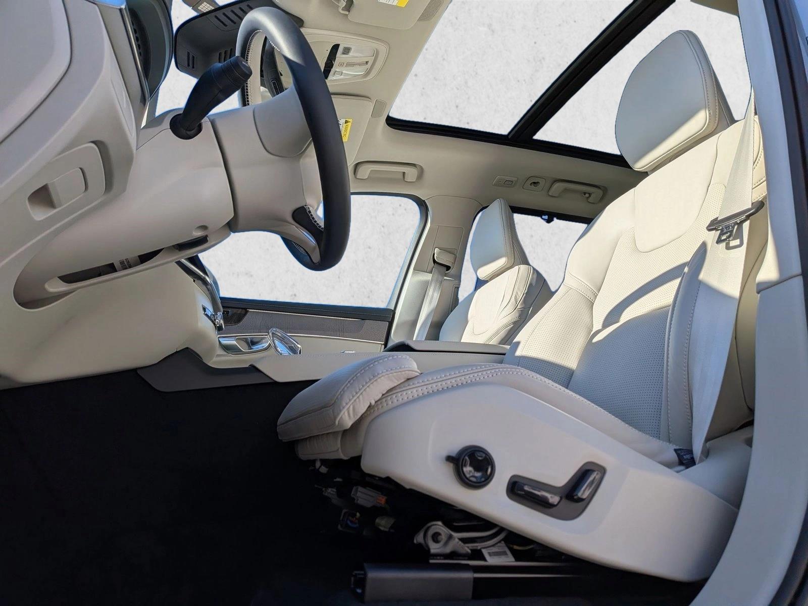 2026 Volvo XC90 Ultra photo 4