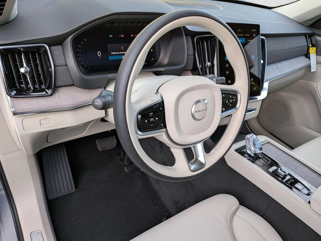 New 2026 Volvo XC90 Ultra SUV