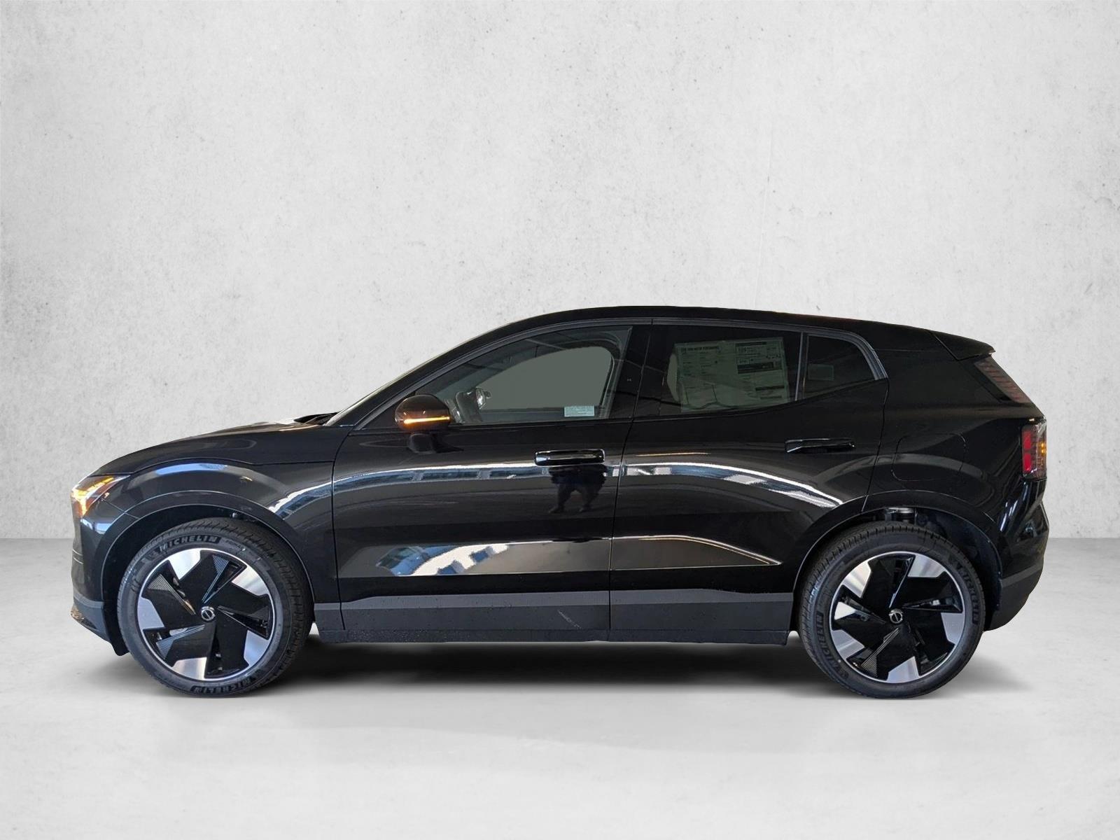 2025 Volvo EX30 Plus photo 5