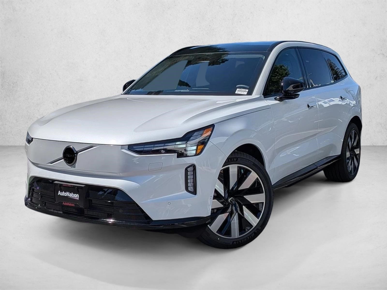 2026 Volvo EX90